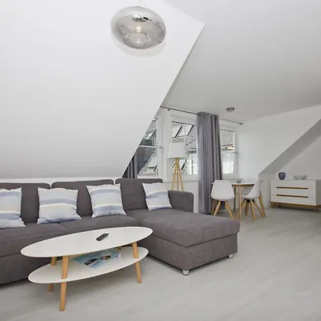 Haus Inselwind Meerstrand Mit Schwimmbad Und Saunanutzung Im Ahoi-erlebnisbad Sellin Groß Zicker