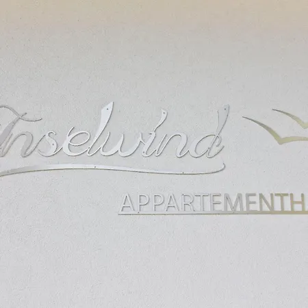 Haus Inselwind Meerstrand Mit Schwimmbad Und Saunanutzung Im Ahoi-erlebnisbad Sellin